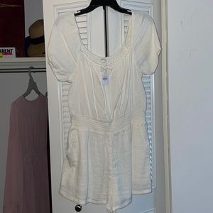 NWT aerie cream/off white gauze romper